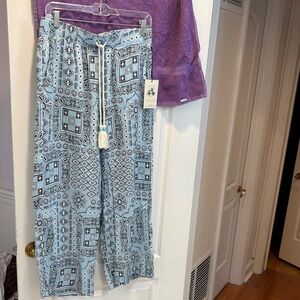 NWT Rachel Zoe Blue and White Patterned Pants